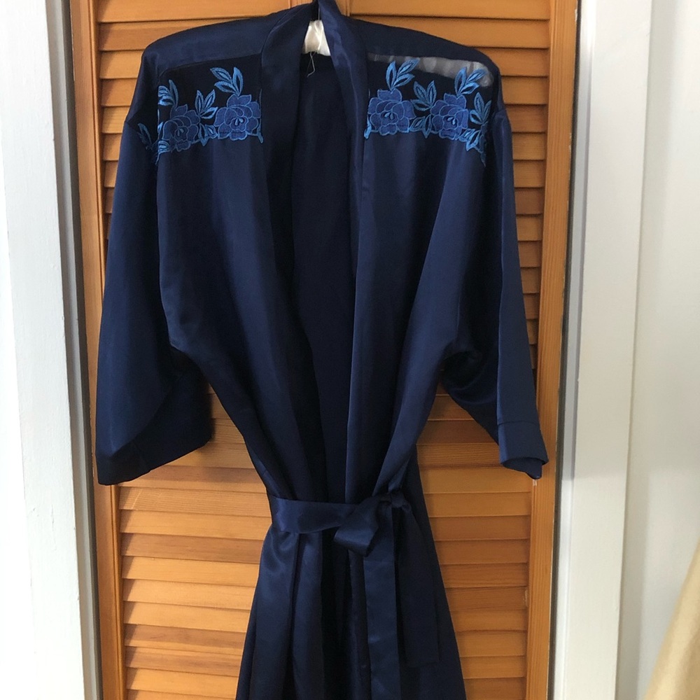 Lise Charmel Robe France Couture Embroidery.